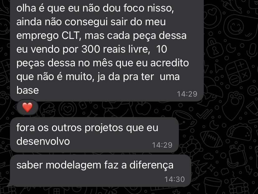 Depoimento de aluno vendendo cada peça por 300 reais